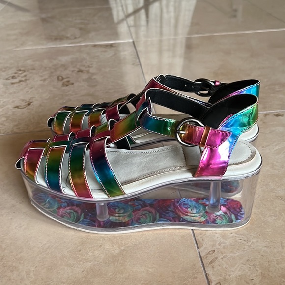 YRU Qloud Chariot Rainbow Platform Sandals - Picture 6 of 13